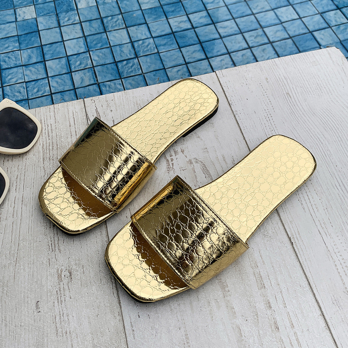 Crocodile Texture Flat Slides Women