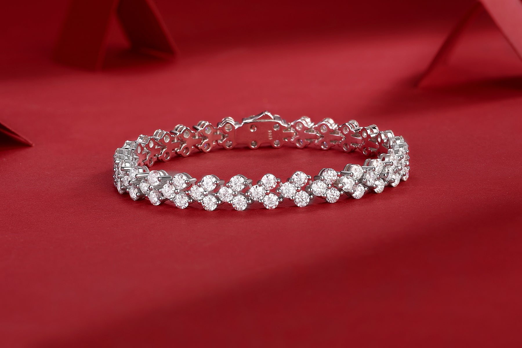 Kanong Mossan Diamond Silver Bracelet