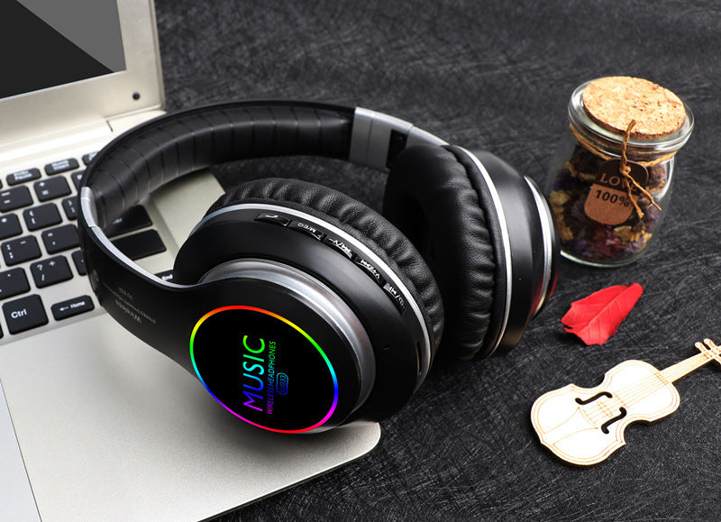Faltbarer, kabelloser Over-Ear-Sportkopfhörer mit LED