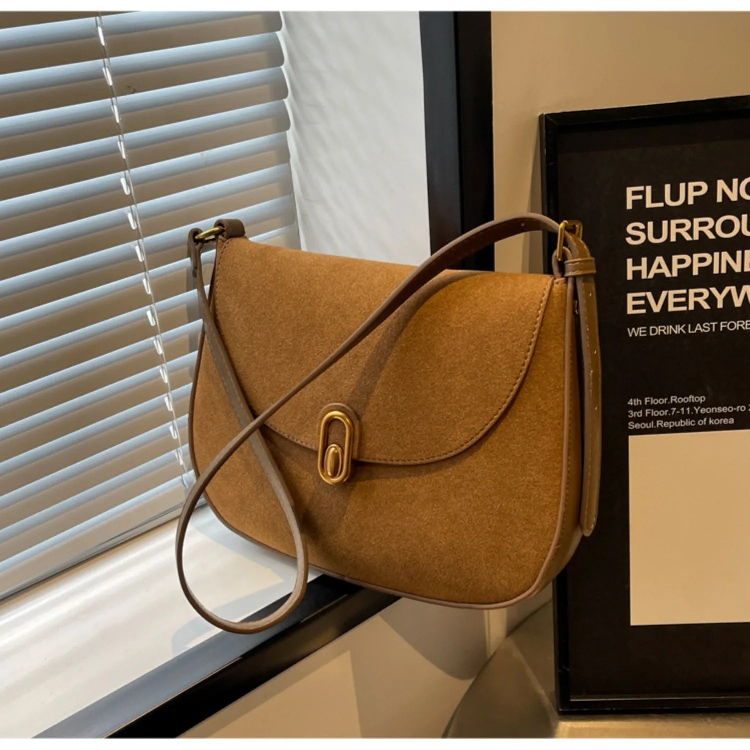 2025 Retro Women’s Saddle Crossbody Bag