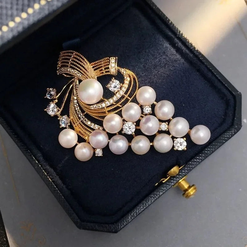 Elegant Exquisite Pearl Fashion Brooch