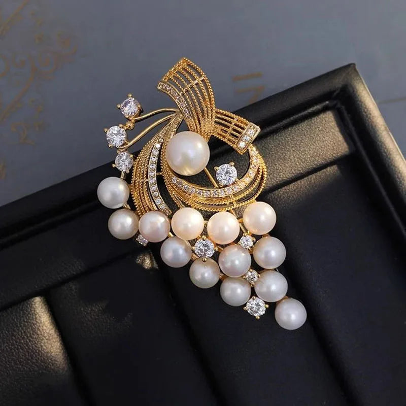 Elegant Exquisite Pearl Fashion Brooch