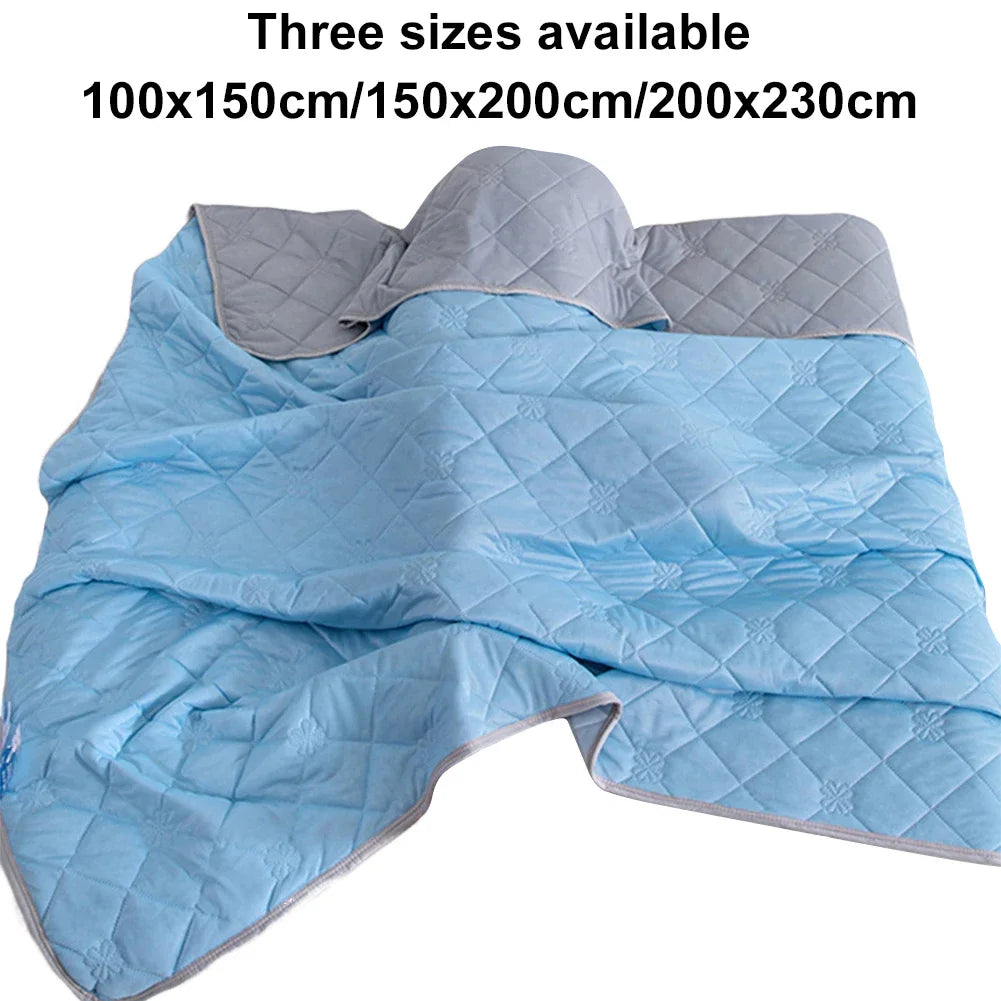 Lightweight Cooling Comforter for Summer