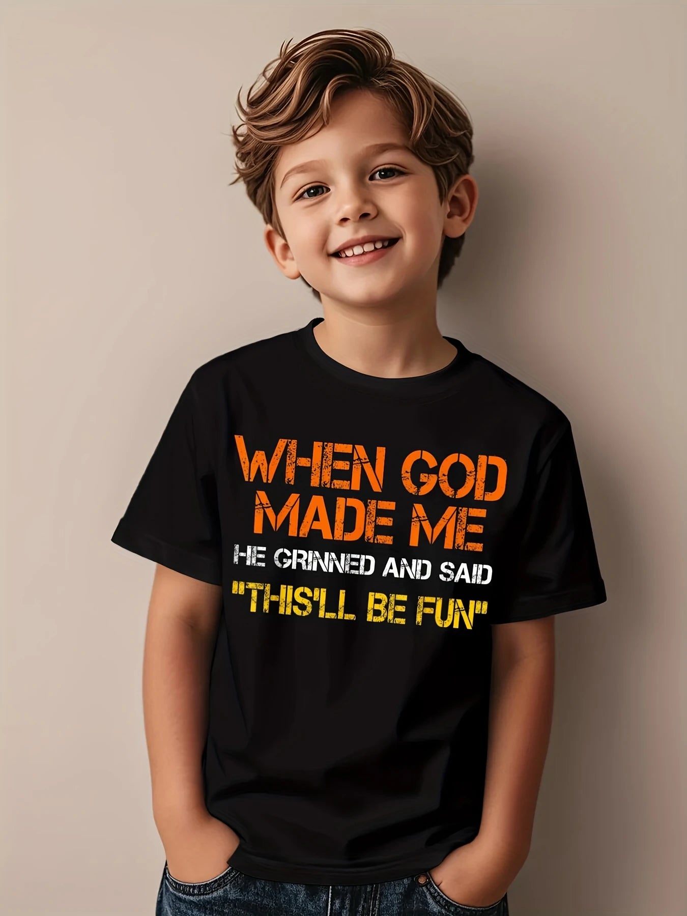 Lustiges Grafik-Kinder-T-Shirt – Als Gott mich schuf, grinste er und sagte lustig