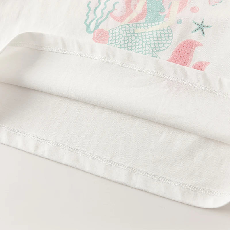 Dave Bella Mädchen Cartoon-Baumwoll-T-Shirt