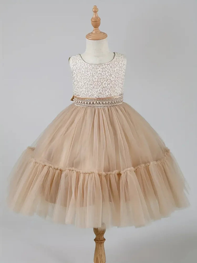 Khakifarbenes Spitzenkleid- und Mantelset für Mädchen