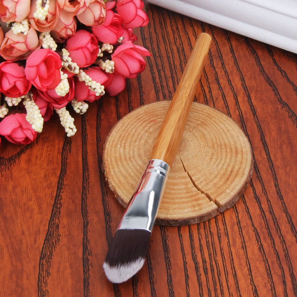Washable Foundation Brush with Bamboo Handle