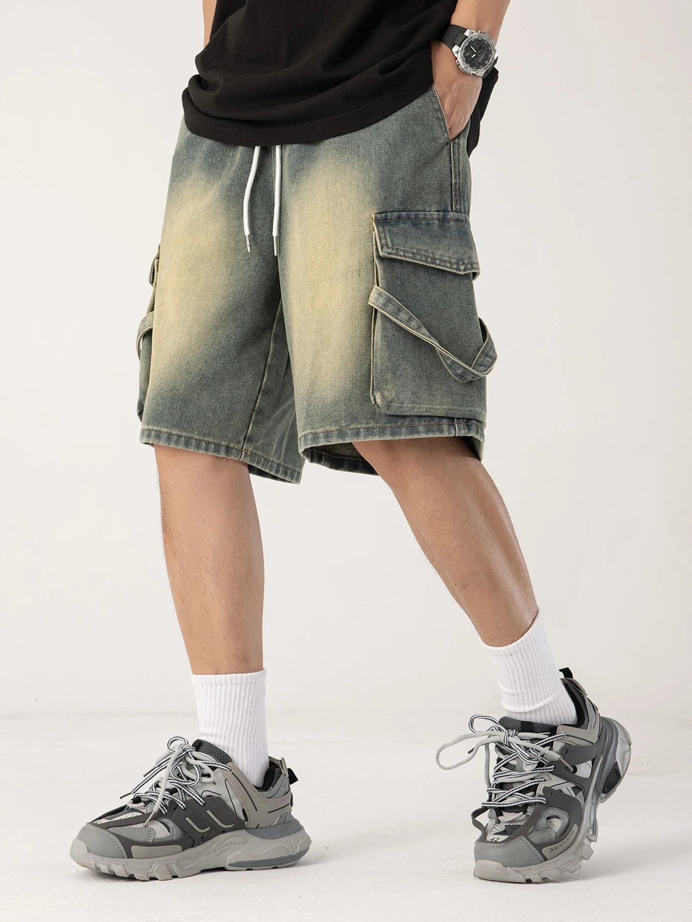Herren-Cargo-Jeansshorts mit lockerer Passform