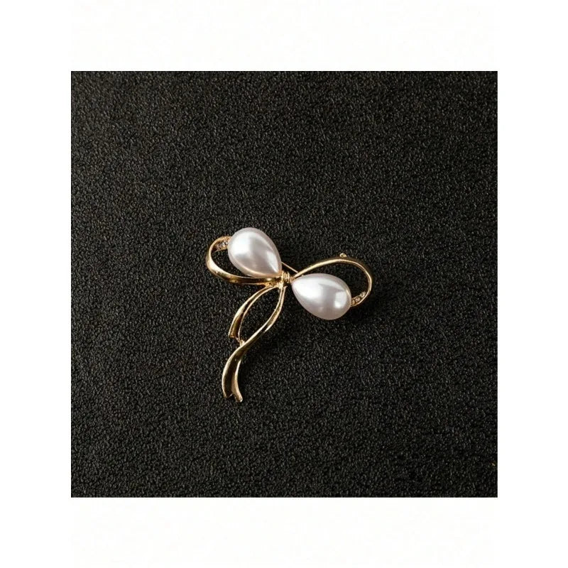Pearl Brooch V-Neck Dress Pin Set