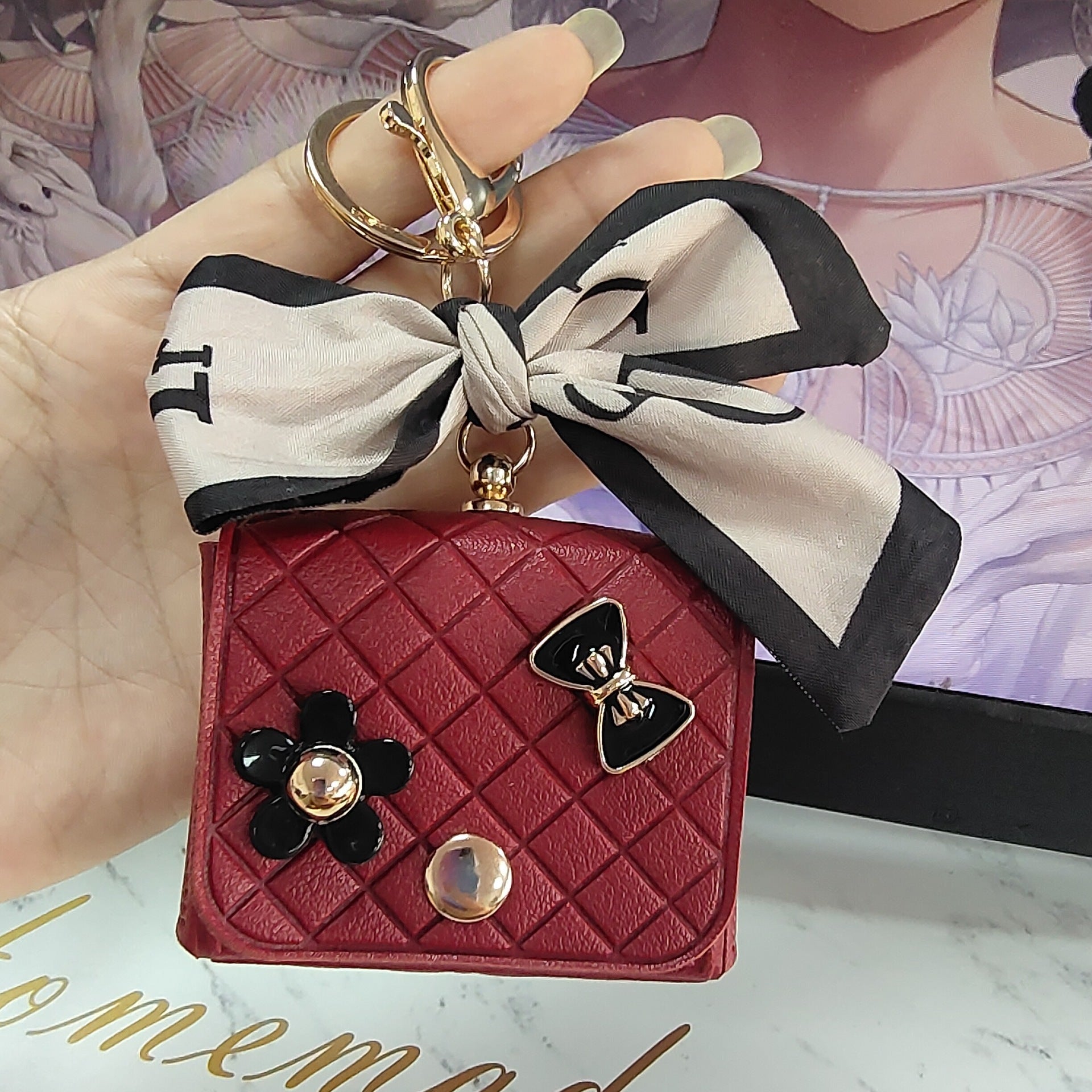 Koreanischer Seidenschal, Kopfhörertasche