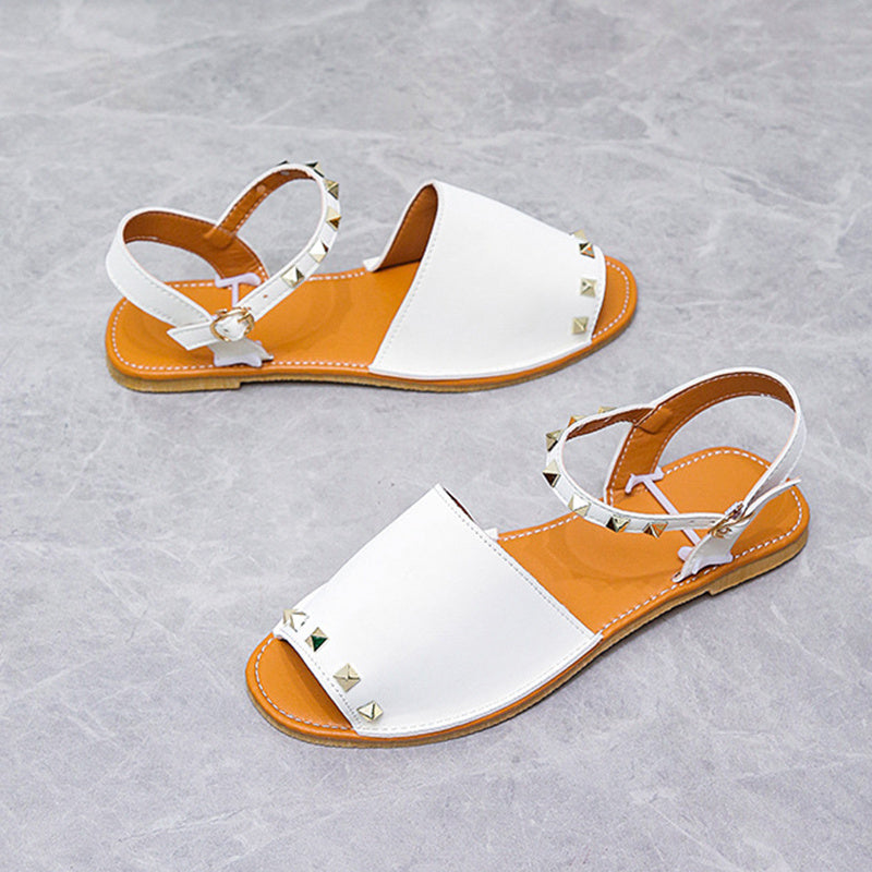 Flat Rivet Fish Mouth Beach Sandals