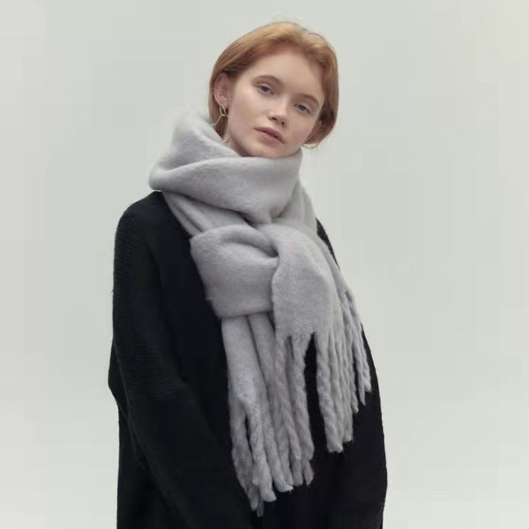 Winter Tassel Scarf – Soft Long Shawl