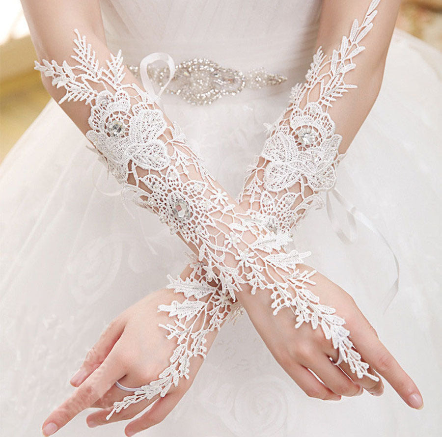Elegant Bride Wedding Gloves