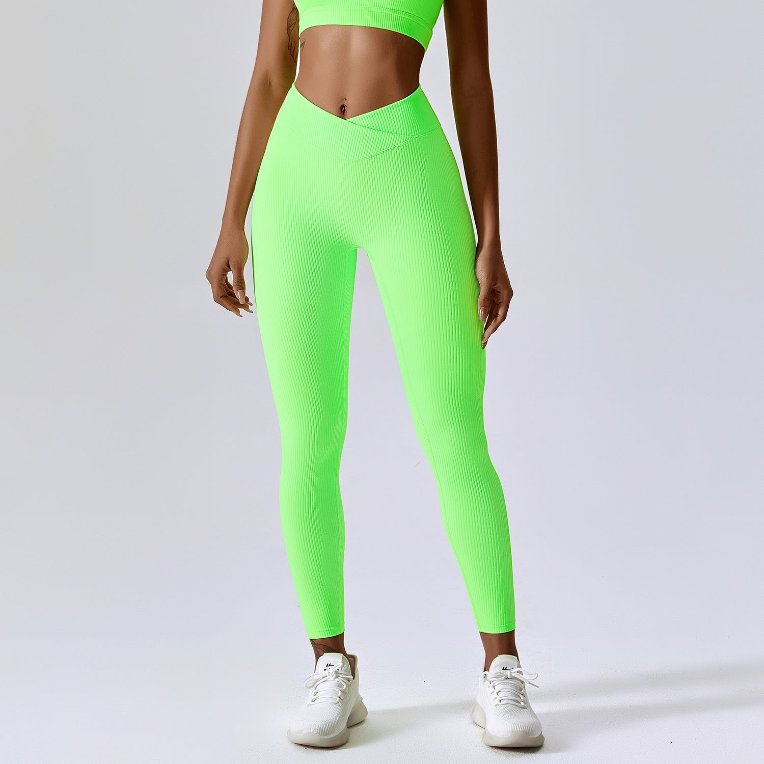 Threaded Tight Yoga Pants – Outerwear