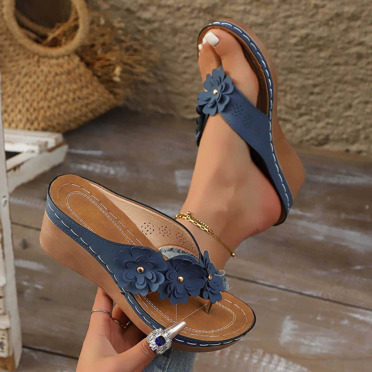 Floral Stitching Wedge Sandals