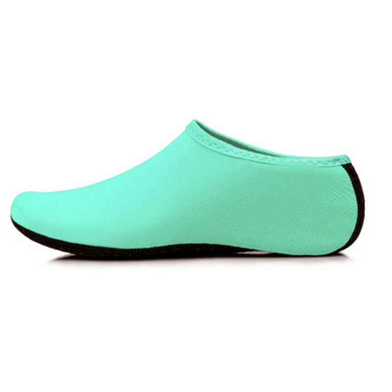 Sommerliche, leuchtende Scuba-Socken