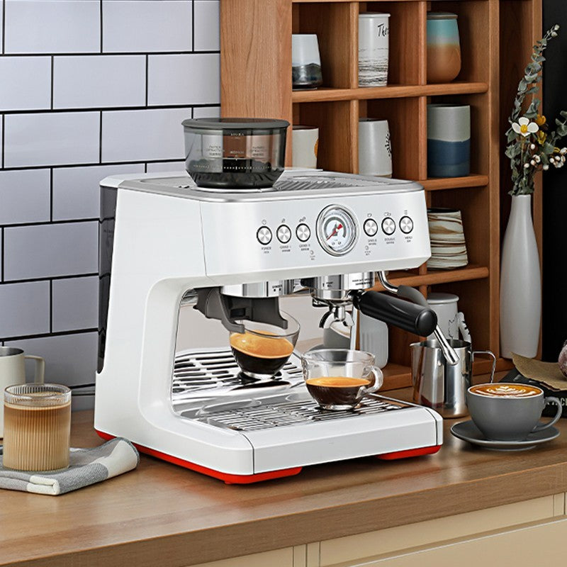 Kompakte halbautomatische Kaffeemaschine