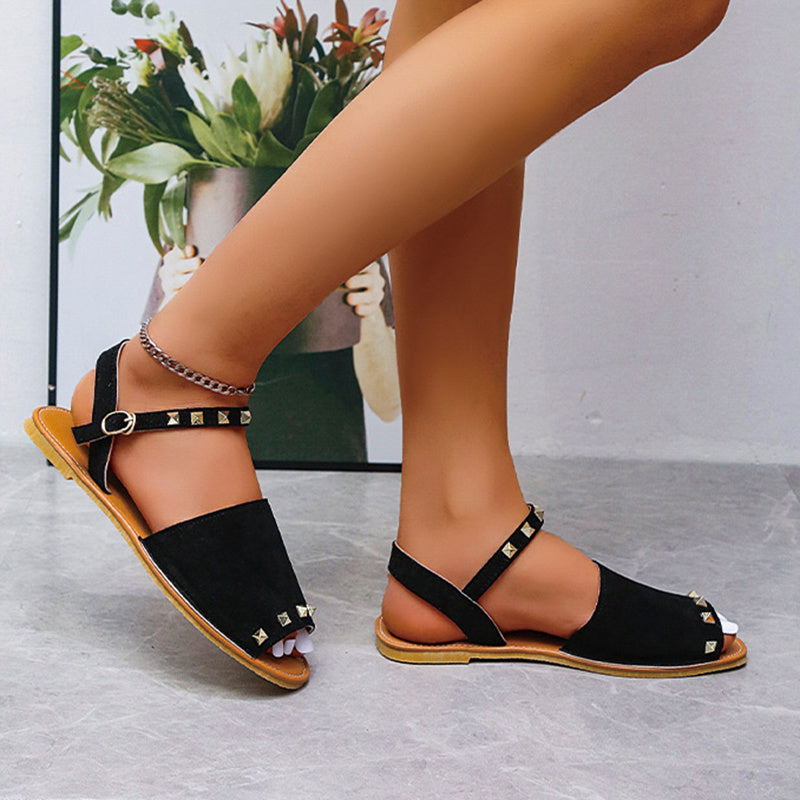 Flat Rivet Fish Mouth Beach Sandals