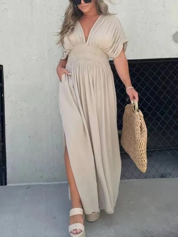 Sommer-Maxikleid mit Fledermausärmeln, V-Ausschnitt und Schlitz
