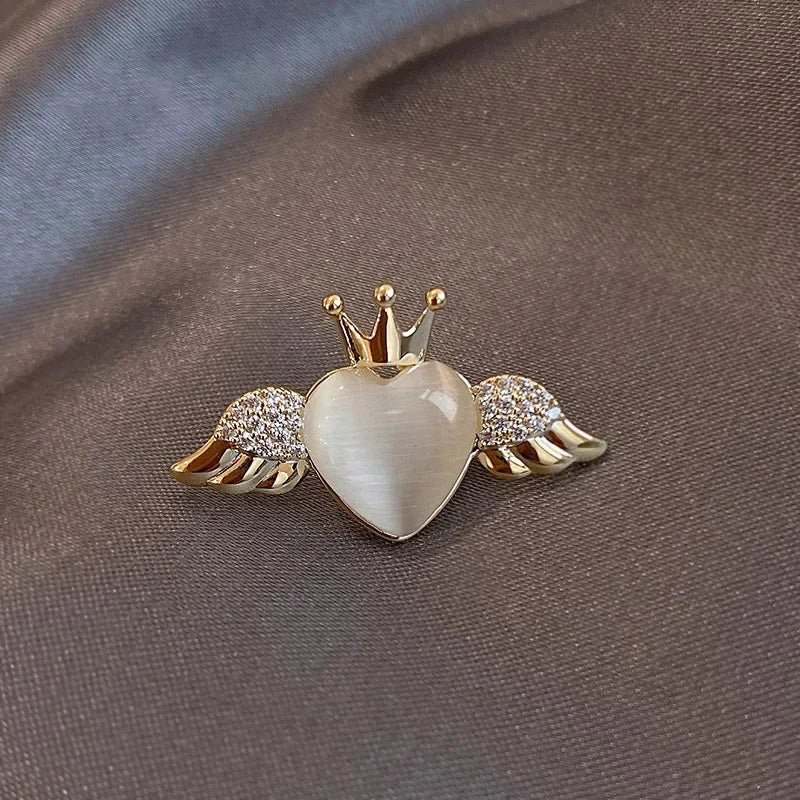 Flower and Bow Metal Brooch Set