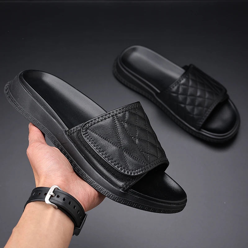 Rutschfeste Sommer-Slipper für Herren