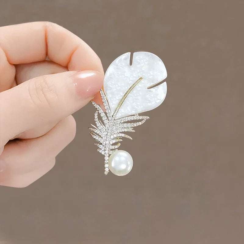 Retro Green Emerald Butterfly Brooch