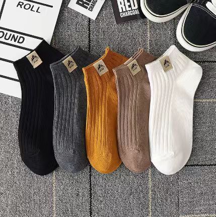 Sommer-Socken aus Baumwolle mit niedrigem Schnitt