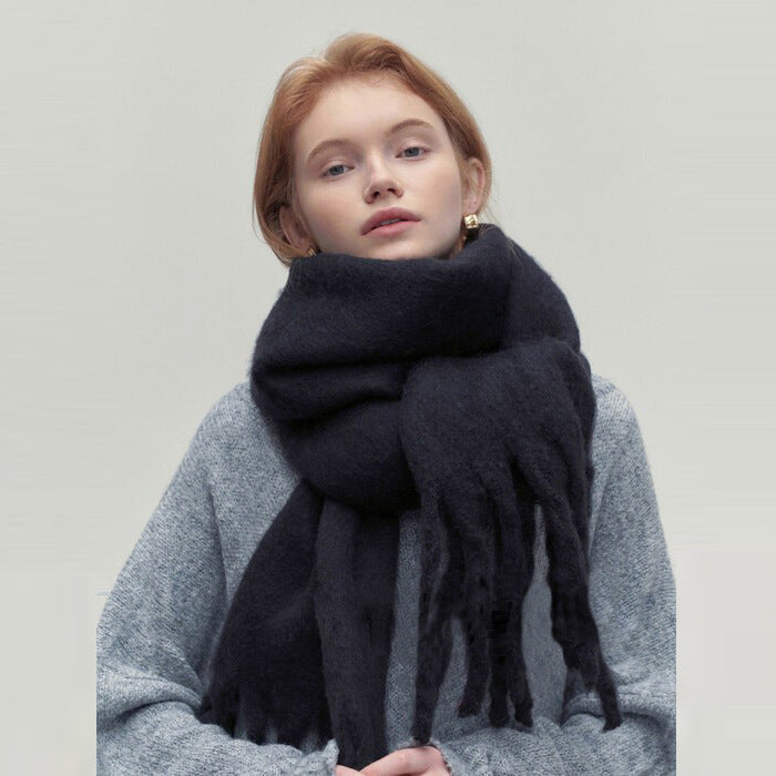 Winter Tassel Scarf – Soft Long Shawl