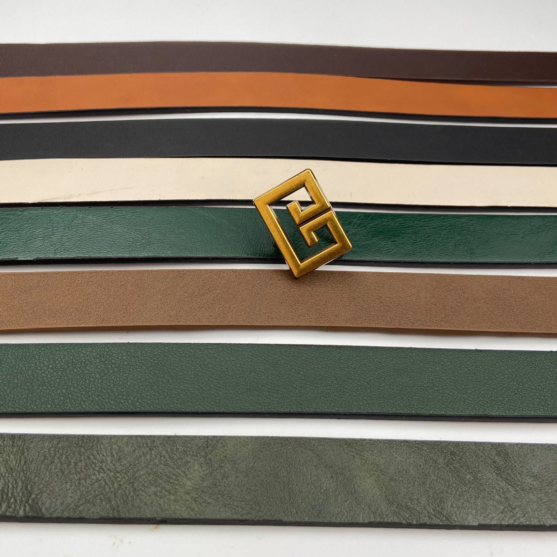 Women's Bronze Decorative Fashion Belt